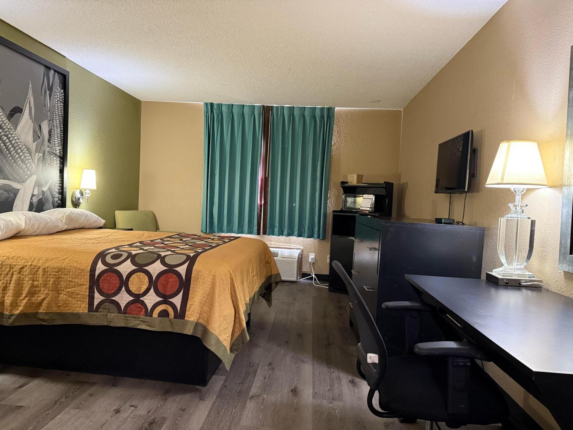 Super 8 By Wyndham I-39 Mendota